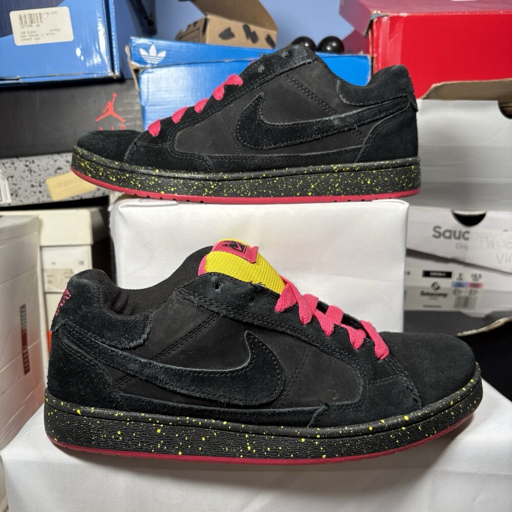Size 8 - Nike 6.0 Swindle Skate Shoes Black/Yellow/Pink